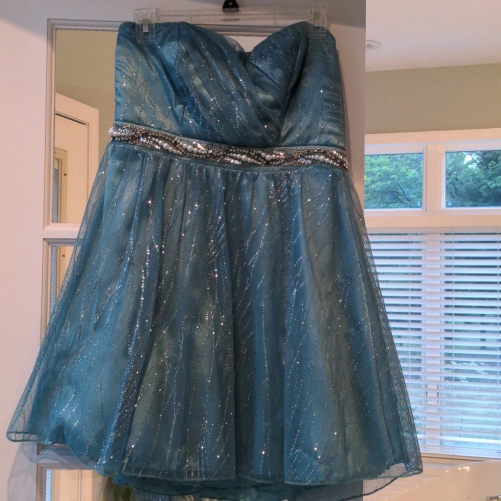 Junior dress